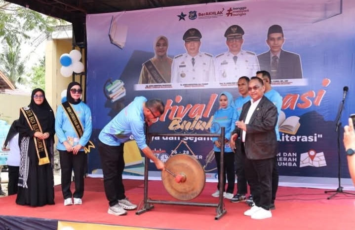 Buka Festival Literasi, Bupati Andi Utta Bicara Tantangan Perpustakaan di Era Digital